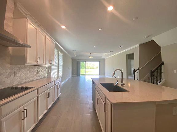 4th image of 21656 Violet Periwinkle Dr