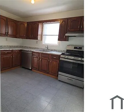14 Dana St #2 — Photo 5