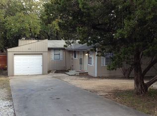 611 W Summit Dr, Wimberley, TX 78676