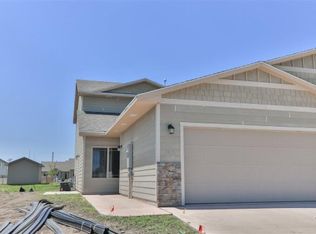 4025 S Grand Slam Ave, Sioux Falls, SD 57110