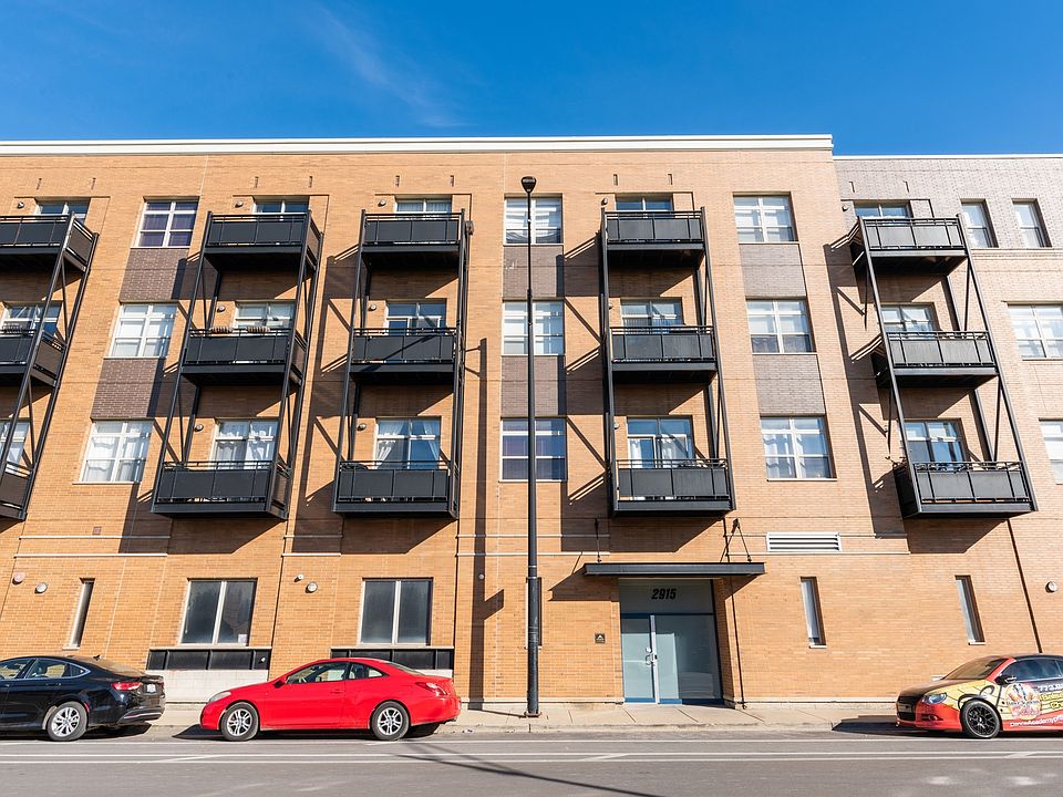 1st image of 2915 N Clybourn Ave Unit 203