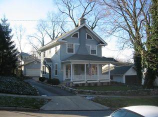 215 Rubicon Rd, Oakwood, OH 45409