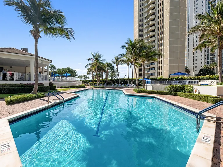 3000 N Ocean Dr #20G — Photo 31