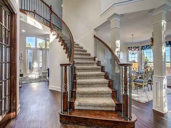 4th image of 5505 Bluewood Dr