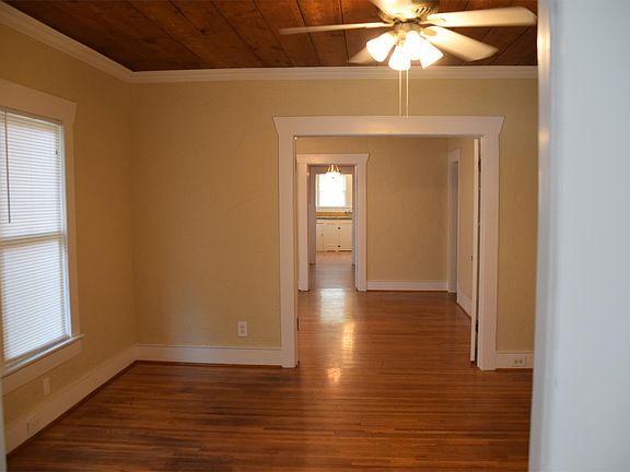 3rd image of 5121 Birchman Ave APT A