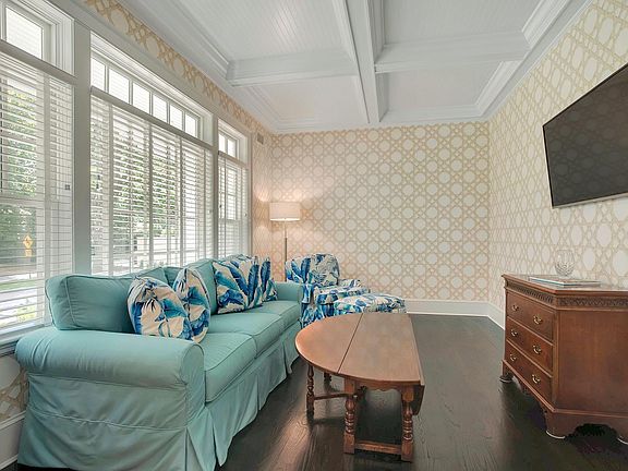 5th image of 2 Wood Ln