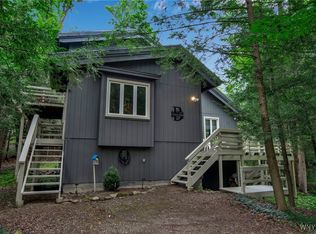 91 Hardwood Dr, Glenwood, NY 14069