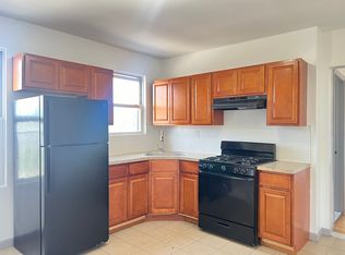 65 Hawkins St APT 2, Newark, NJ 07105