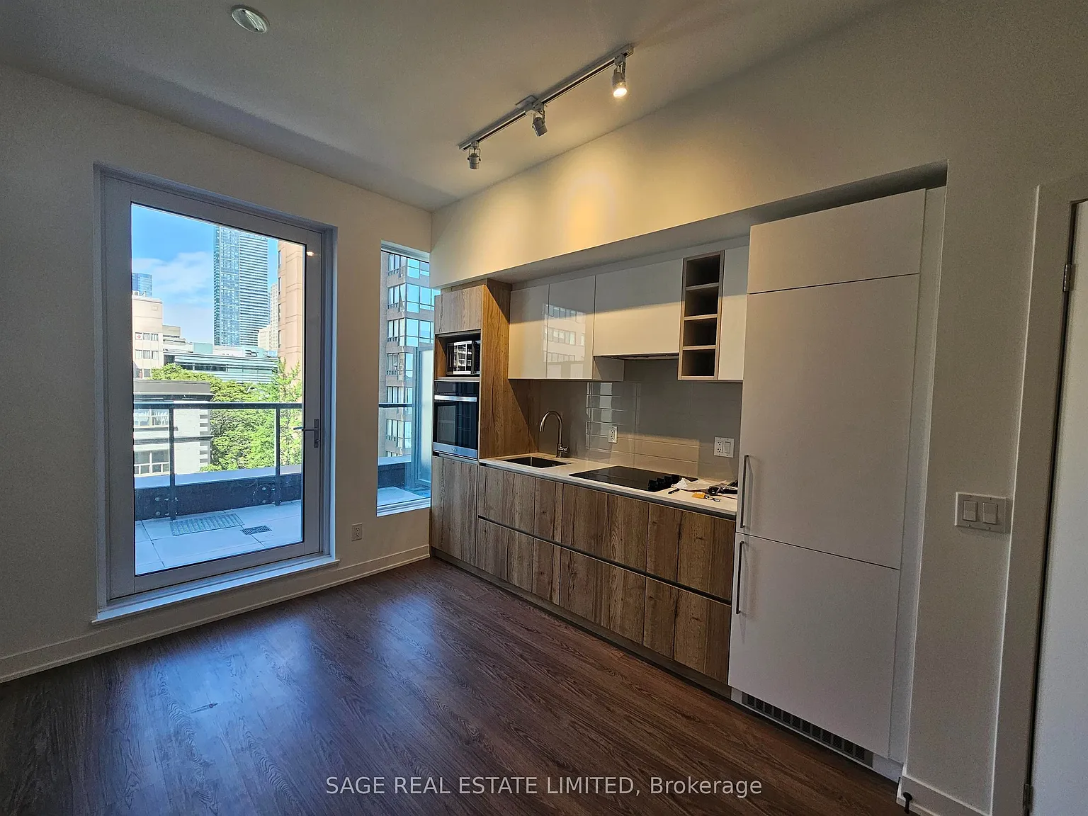 Studio, $1,850 — Photo 1