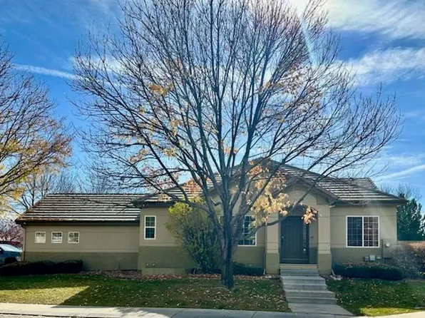 3963 Da Vinci Dr, Longmont, CO 80503