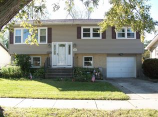 6505 Terrace Dr, Tinley Park, IL 60477