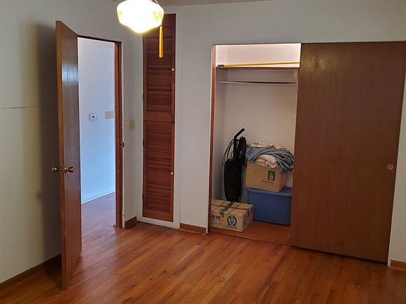 5th image of 52774 Lynnwood Ave