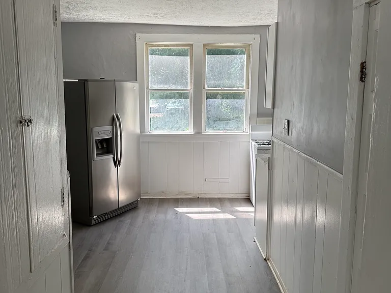 1502 Long Ave #1 — Photo 3