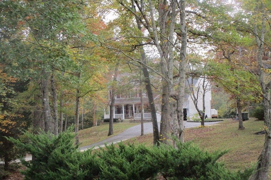 1st image of 45821 Circle Dr