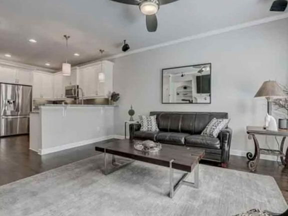 5th image of 2264 Lavista Ct NE