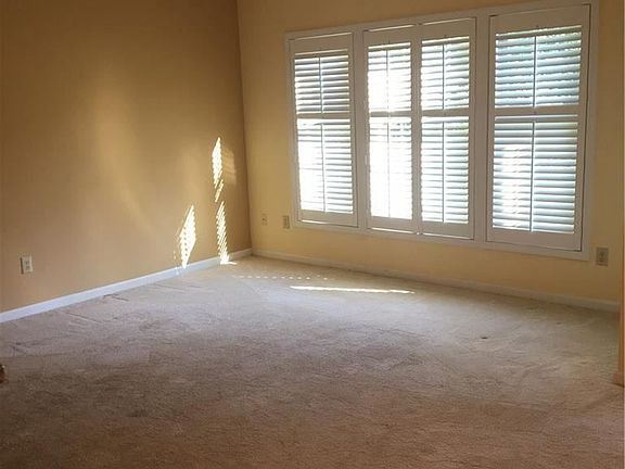 5th image of 1807 Greymoor Way