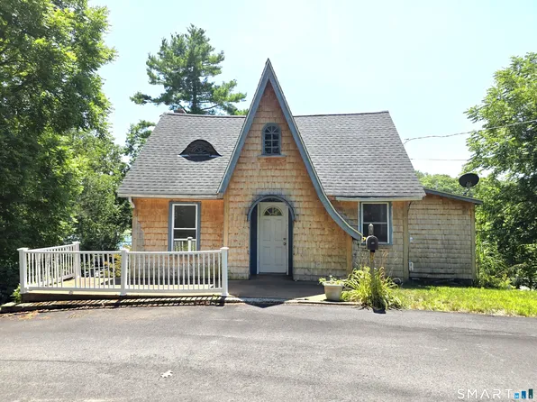 139 Lake Road, Griswold, CT 06351