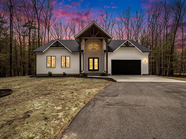 3477 Scenic Woods Cir, Muskegon, MI 49445