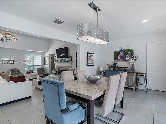 1156 Hollywood Blvd # 11566