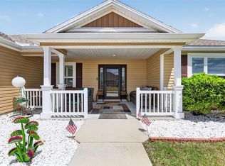 11367 Laufersky Ln, Oxford, FL 34484