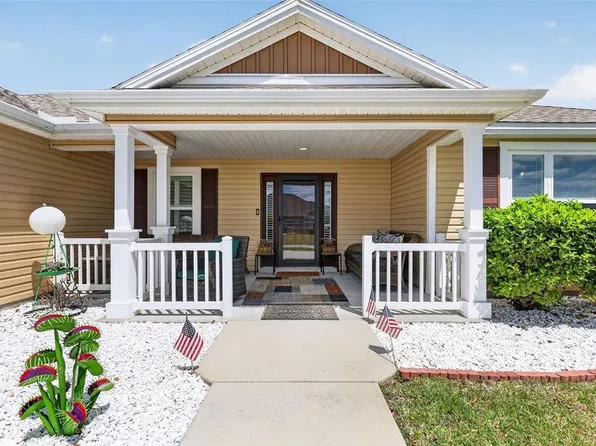 11367 Laufersky Ln, Oxford, FL 34484