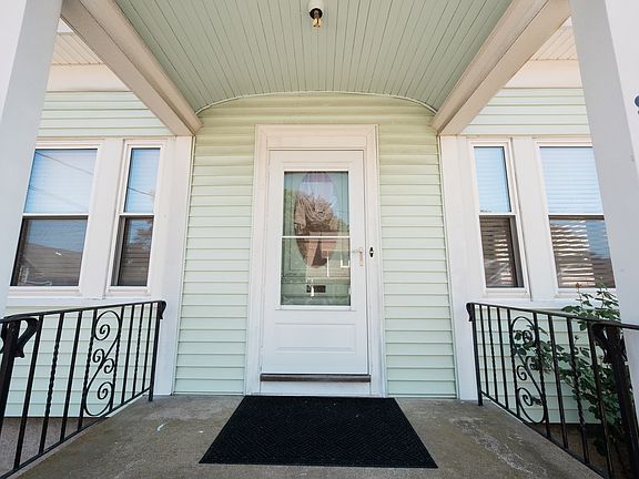 2nd image of 9 Gregg St