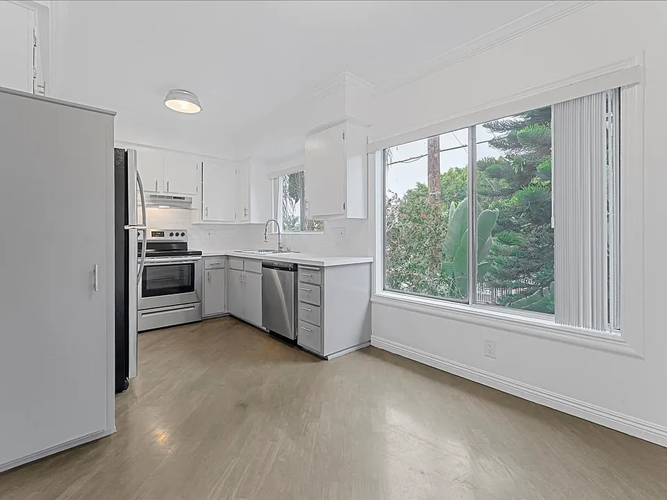 11661 Erwin St #8