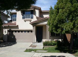 557 Black Walnut Pl, Hercules, CA 94547