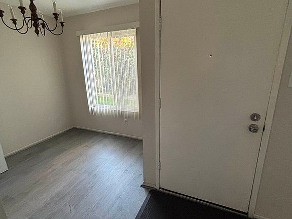 4th image of 5484 Dobbs St APT 130