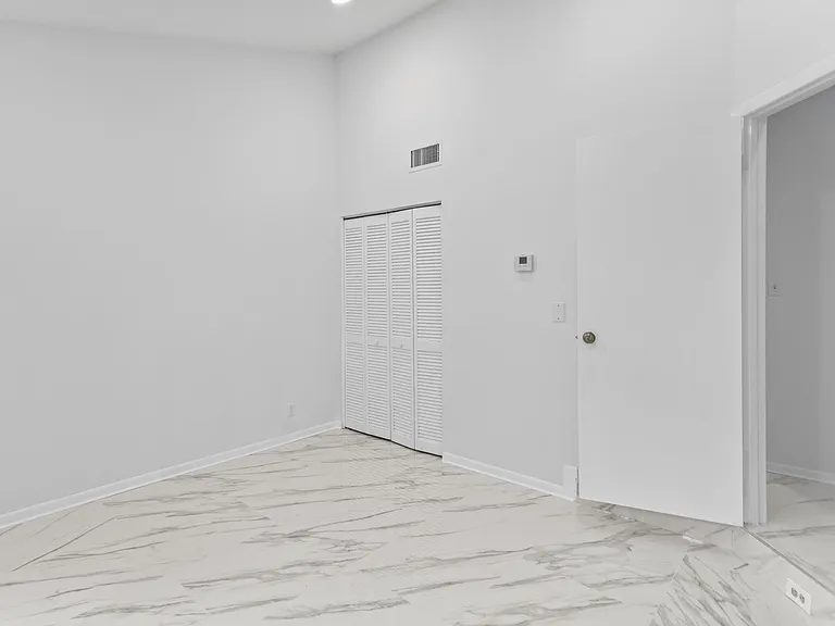 1400 NW 9th Ave #B-14 — Photo 22