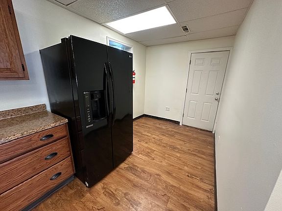 4th image of 218 W 5th St APT C