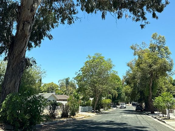4th image of 21441 Velicata St