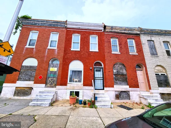 2302 E Hoffman St, Baltimore, MD 21213
