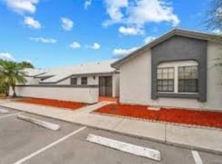 273 SW Sterret Cir #1, Pt Saint Lucie, FL 34953