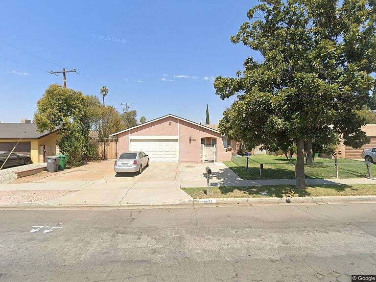 1st image of 24628 Hemlock Ave