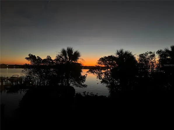 24 Mangrove Point, Saint Petersburg, FL 33705