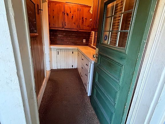 3rd image of 1275 Washington St