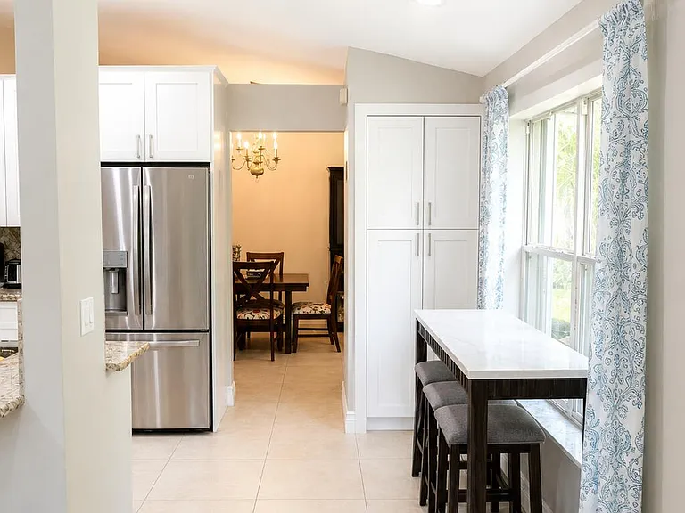 396 Carrington Dr — Photo 8