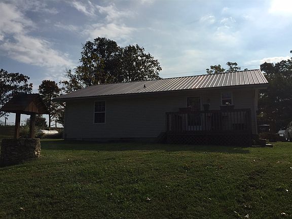 3rd image of 92 Newman Ln