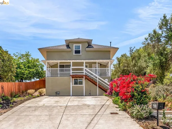 2350 W Shell Ave, Martinez, CA 94553