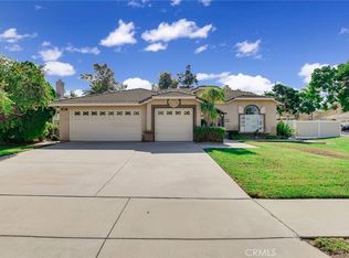 1066 Royal Oaks Cir, Corona, CA 92882