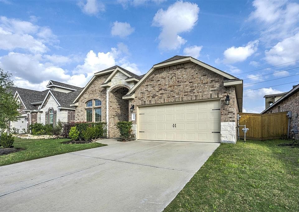 1st image of 23227 Verita Ct