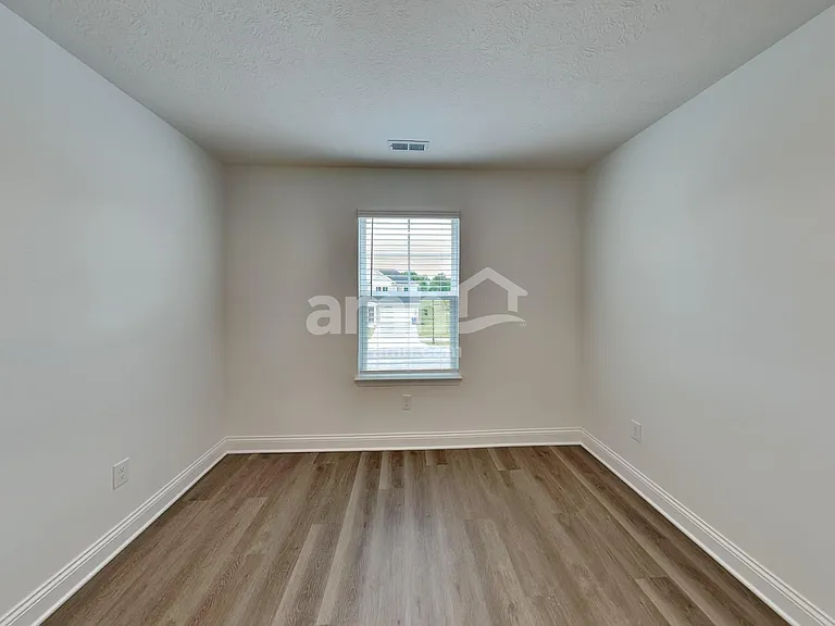 9199 Henley Ave — Photo 18
