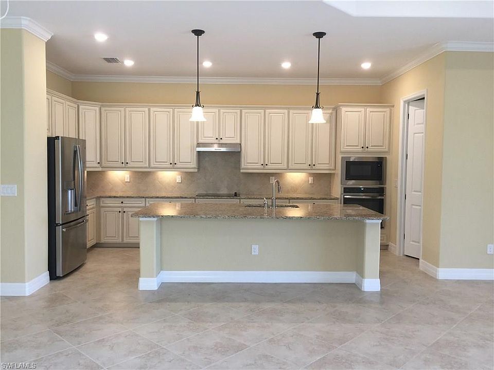 2nd image of 28622 Newtown Ct