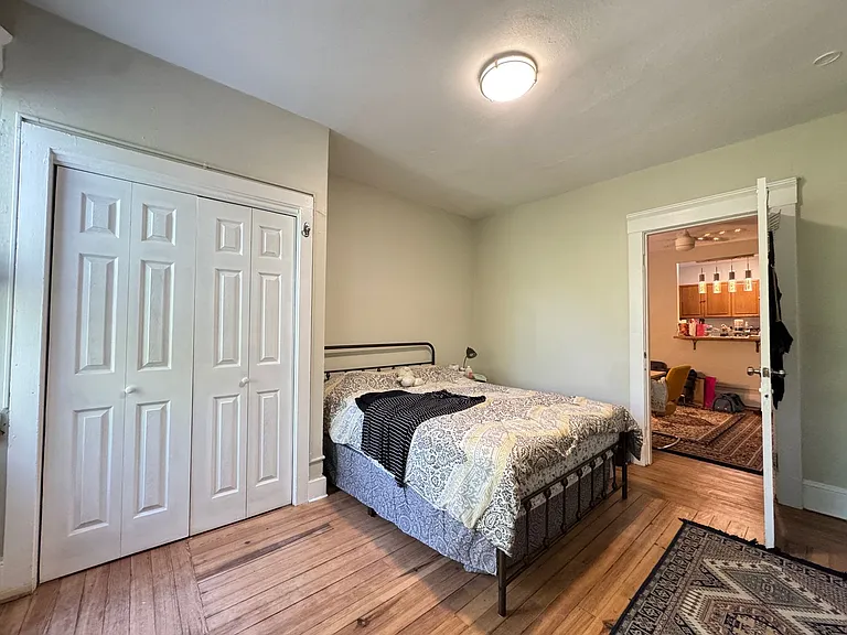 968 State St #B8 — Photo 11