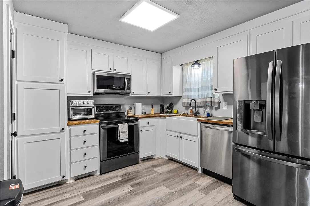256 Candyce Drive, Unit 1 — Photo 3