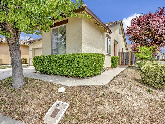 4th image of 7449 Sun Castle Ln