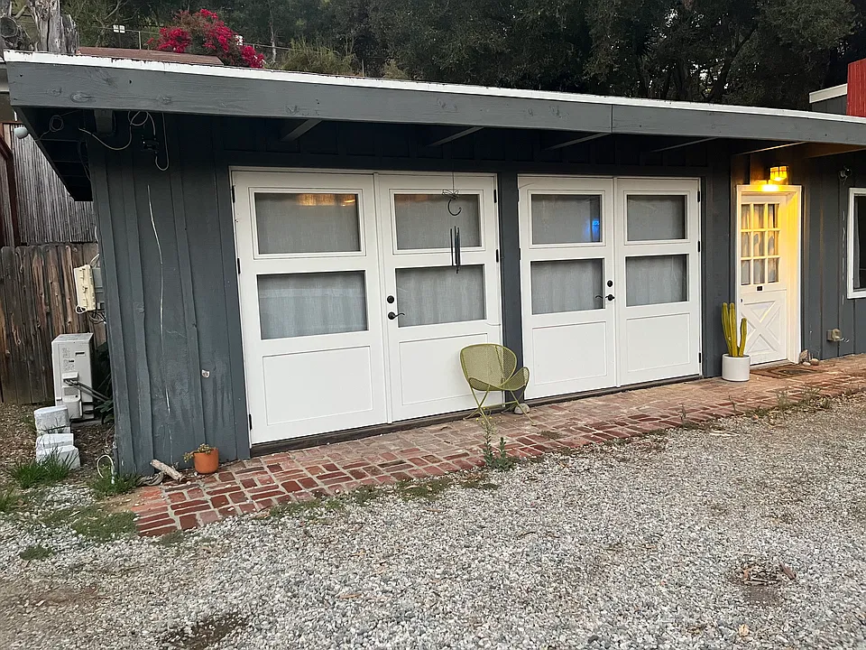 1710 Topanga Skyline Dr #5