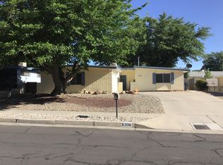 6308 Loftus Ave NE, Albuquerque, NM 87109