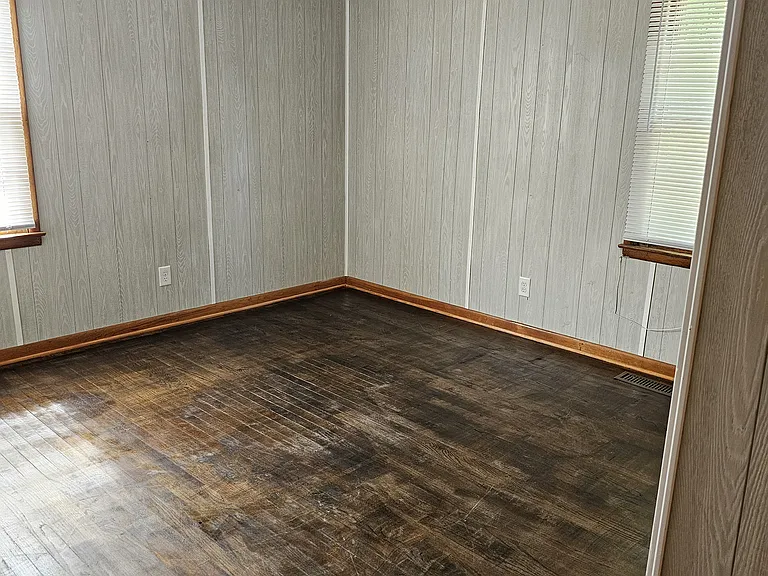 208 Chestnut Dr — Photo 11